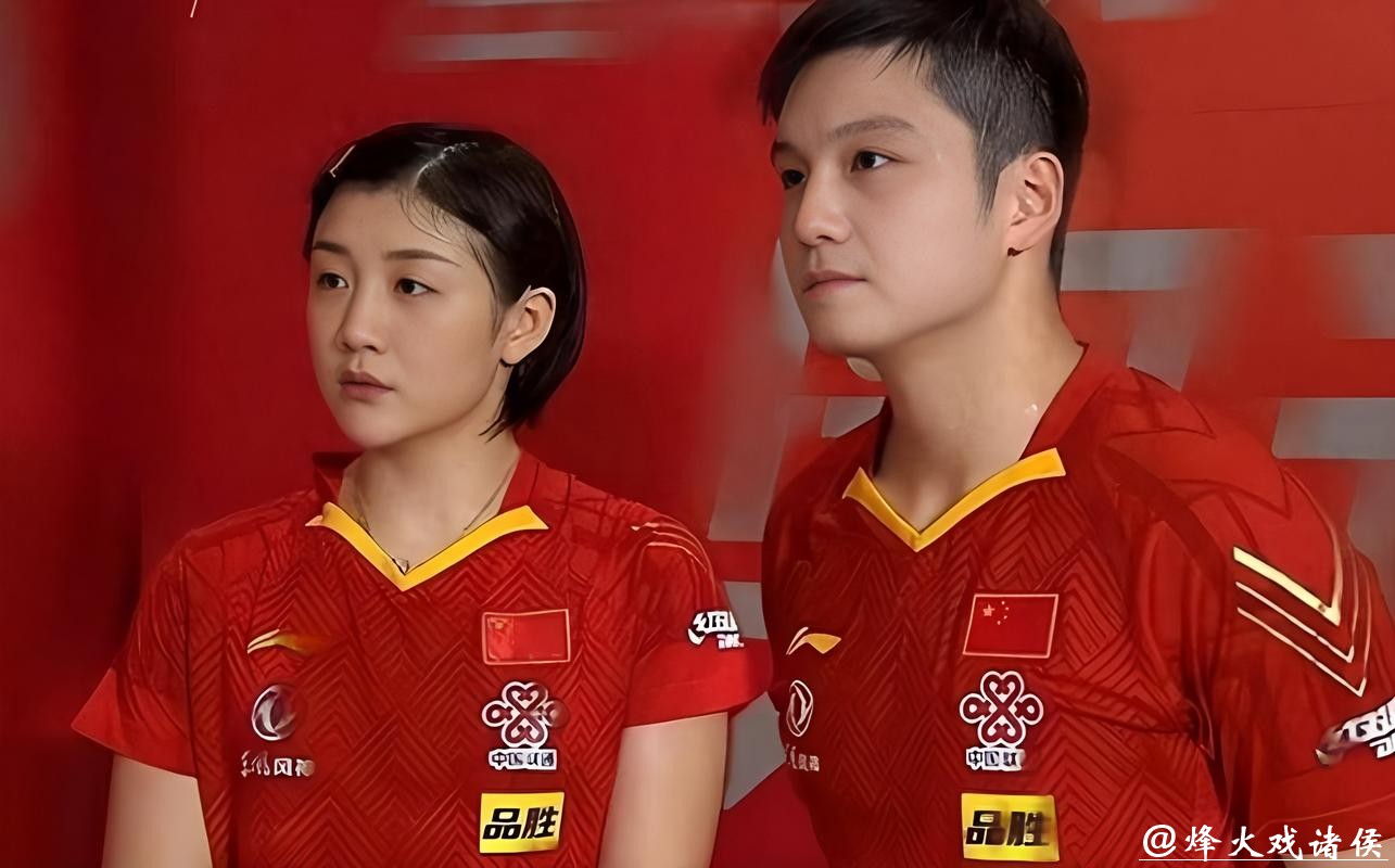 她做出两个令教练蹙眉的决定,第一次是八一队解散那天樊振东凝视空荡训练馆发呆,陈梦撕毁混双协议坚决更换搭档引发队内激烈质疑 她做出两个令教练蹙眉的决定,第一次是八一队解散那天樊振东凝视空荡训练馆发呆,陈梦撕毁混双协议坚决更换搭档引发队内激烈质疑