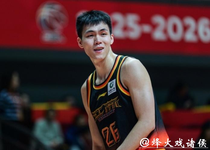 江苏双杀终结天津4连胜：庞峥麟12分林庭谦18分 詹姆斯16+10